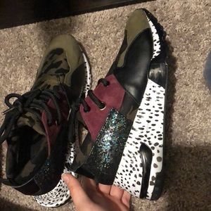 COPY - Steve Madden Sneakers